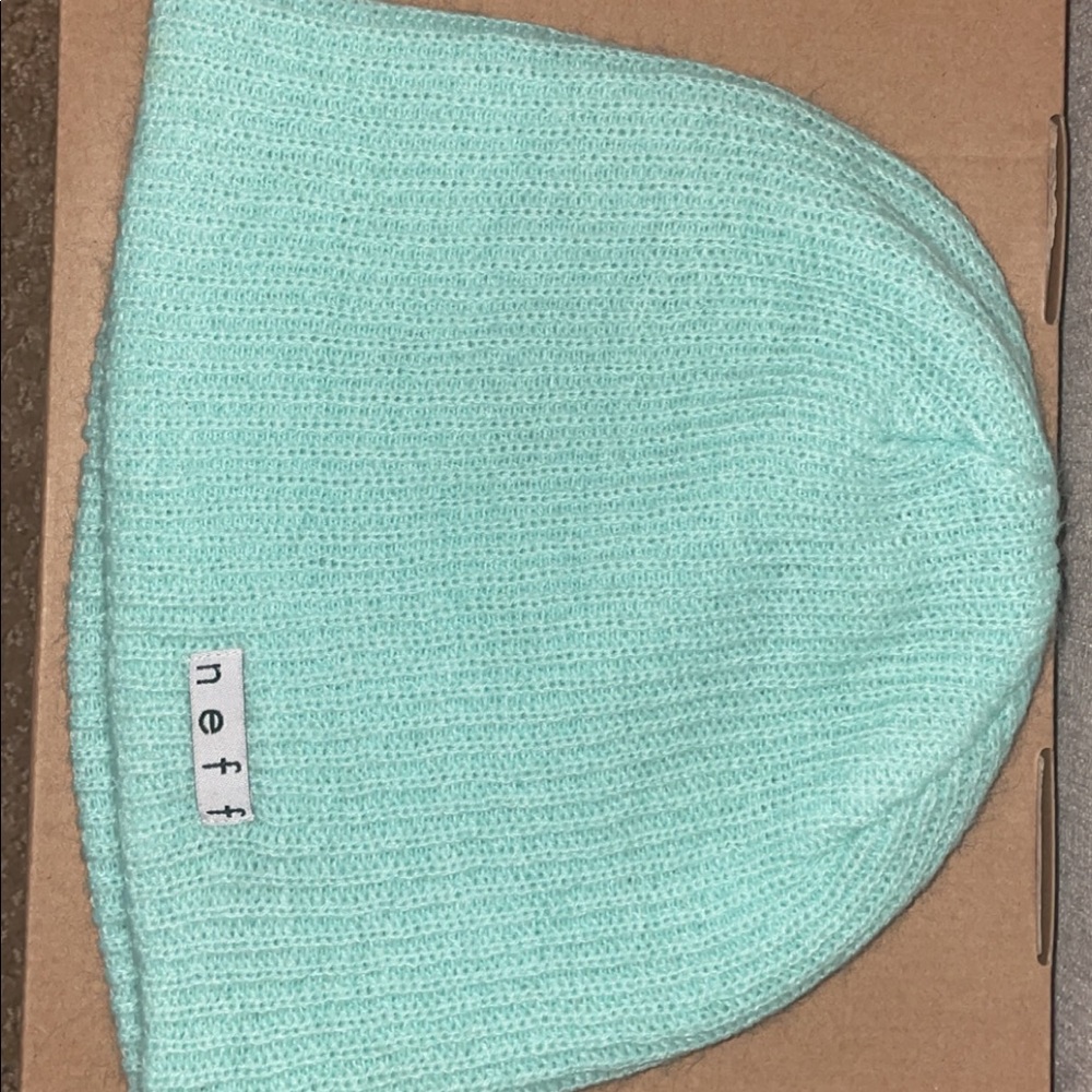 Neff hat